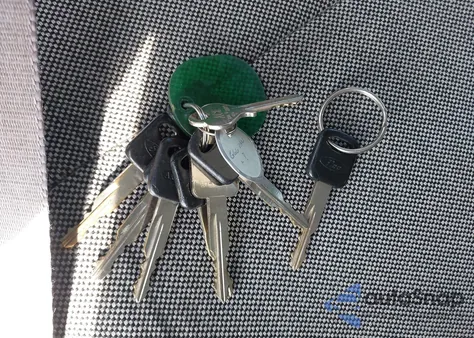 1999 Ford E-150 Commercial/Recreational z USA, uszkodzony, nr VIN 1FTRE14W7XHB18491